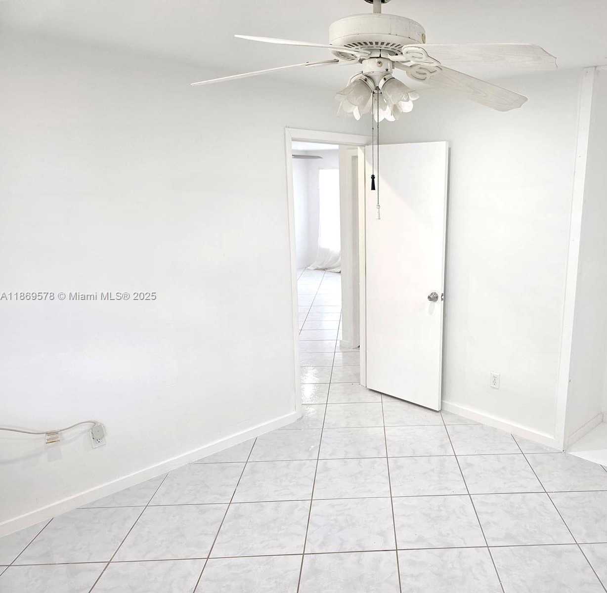 Small Image of 2911 NORTH EAST 9TH AVE, Pompano Beach Number 12