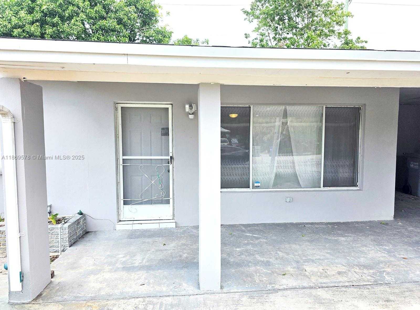 Small Image of 2911 NORTH EAST 9TH AVE, Pompano Beach Number 3