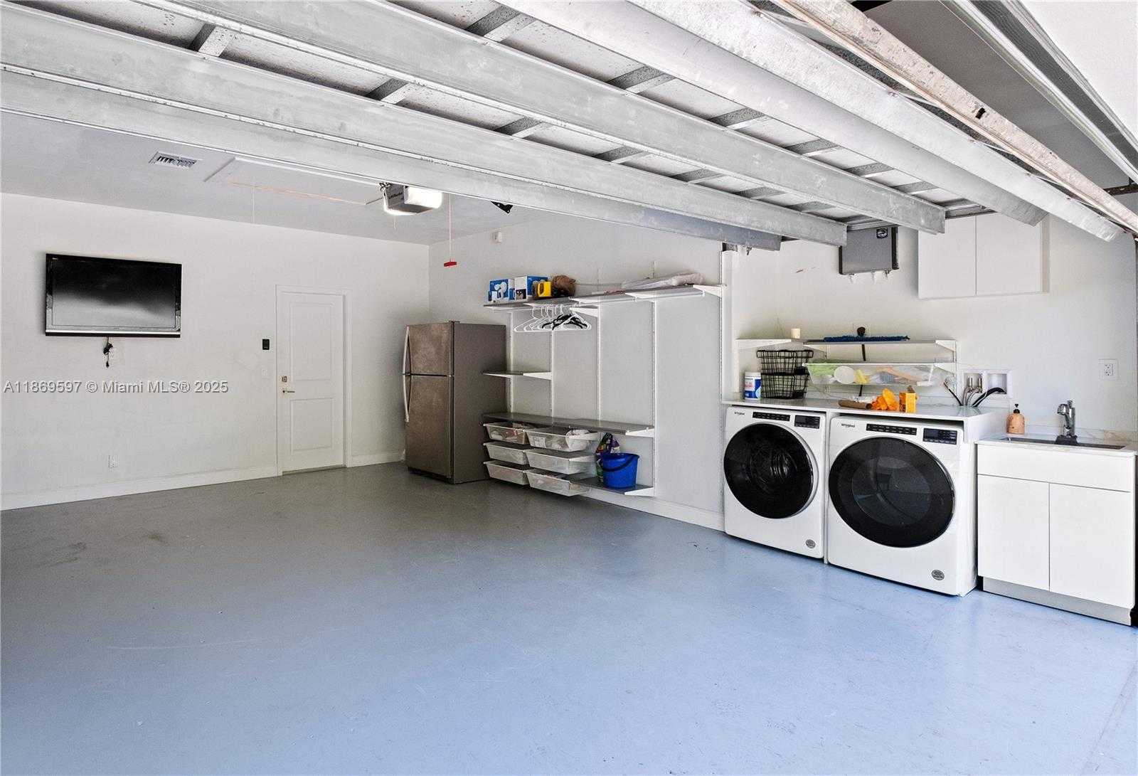 Small Image of 7550 SOUTH WEST 127TH ST, Pinecrest Number 10