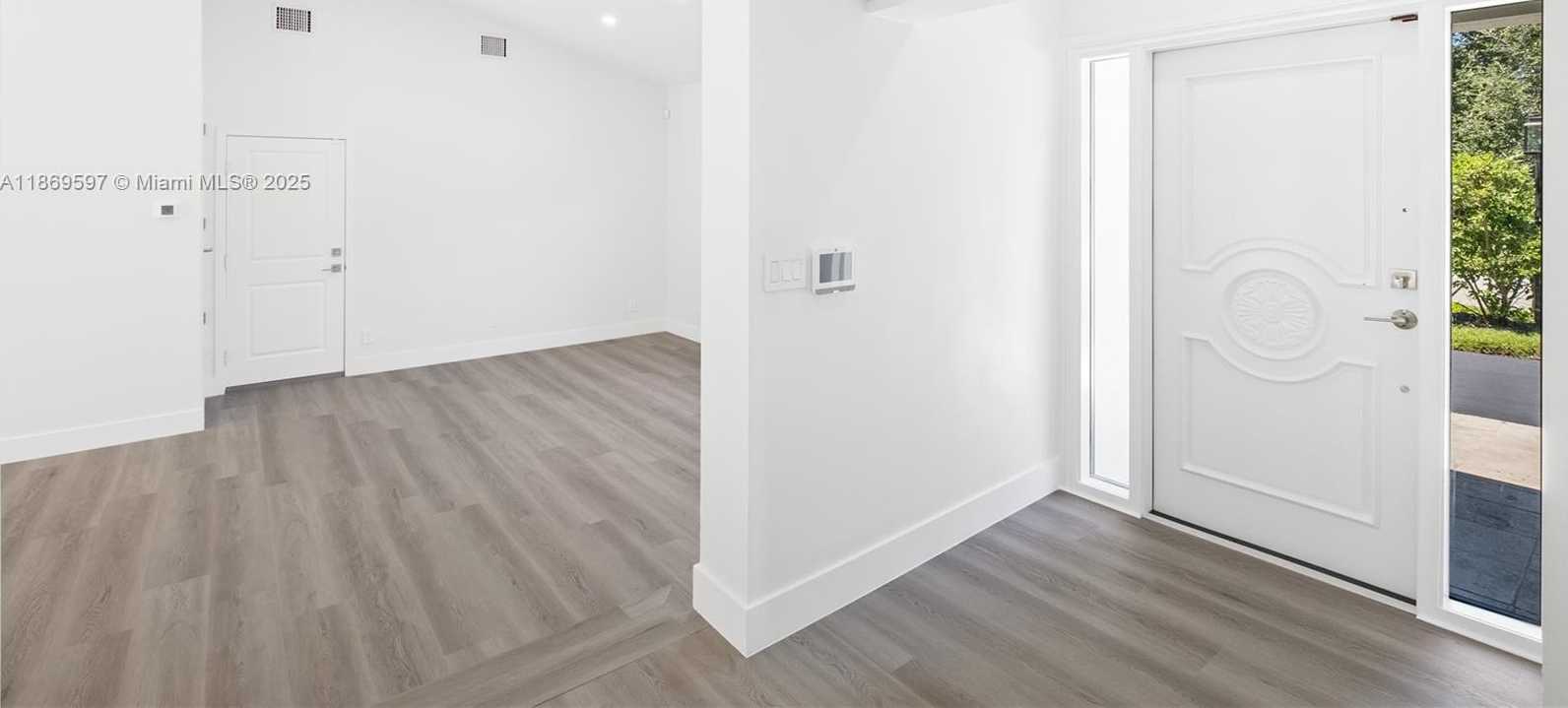 Small Image of 7550 SOUTH WEST 127TH ST, Pinecrest Number 31