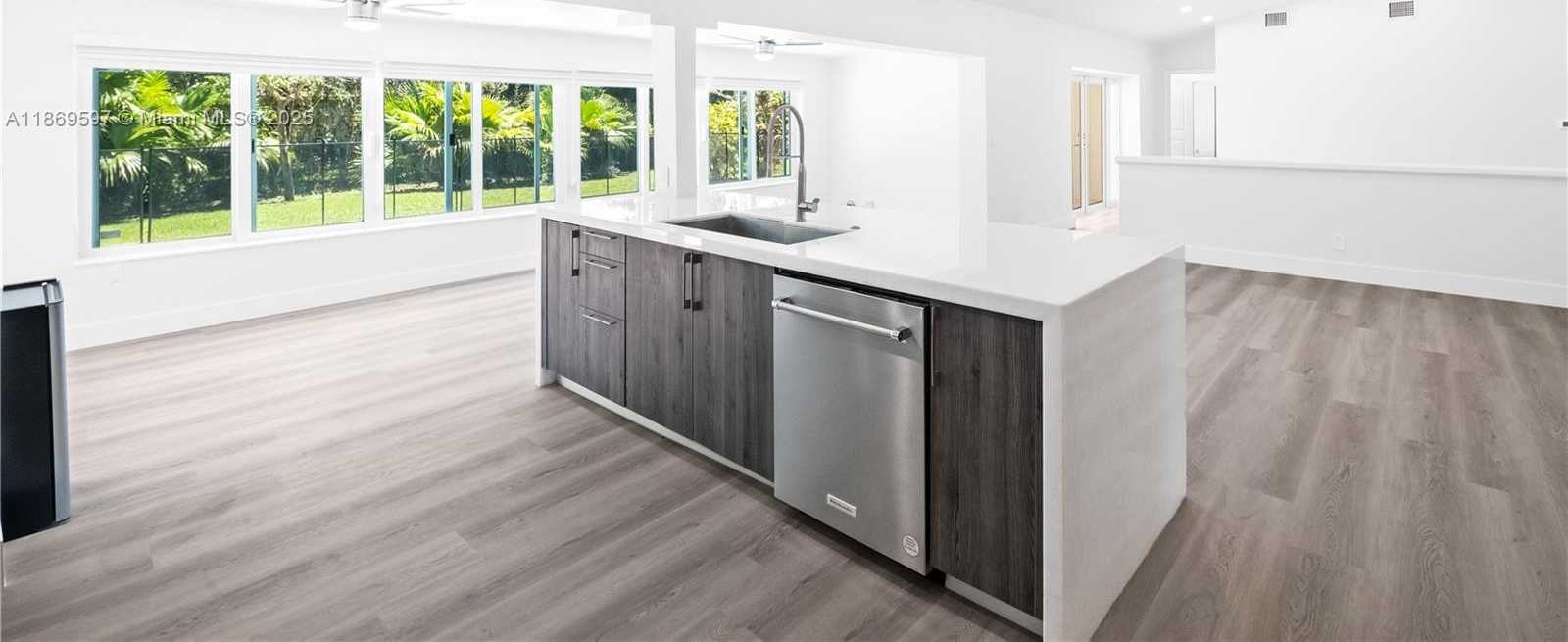 Small Image of 7550 SOUTH WEST 127TH ST, Pinecrest Number 41