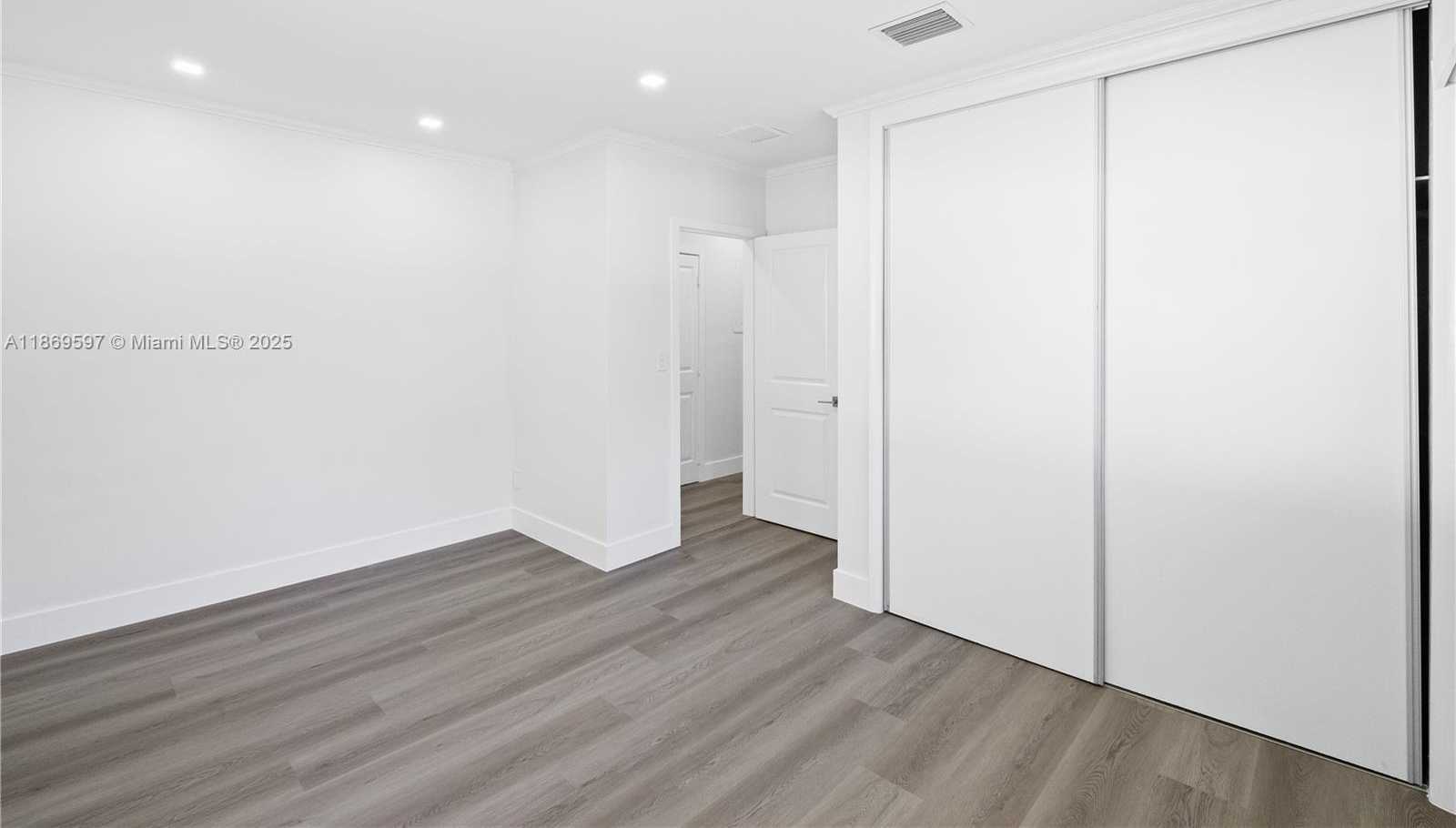 Small Image of 7550 SOUTH WEST 127TH ST, Pinecrest Number 54