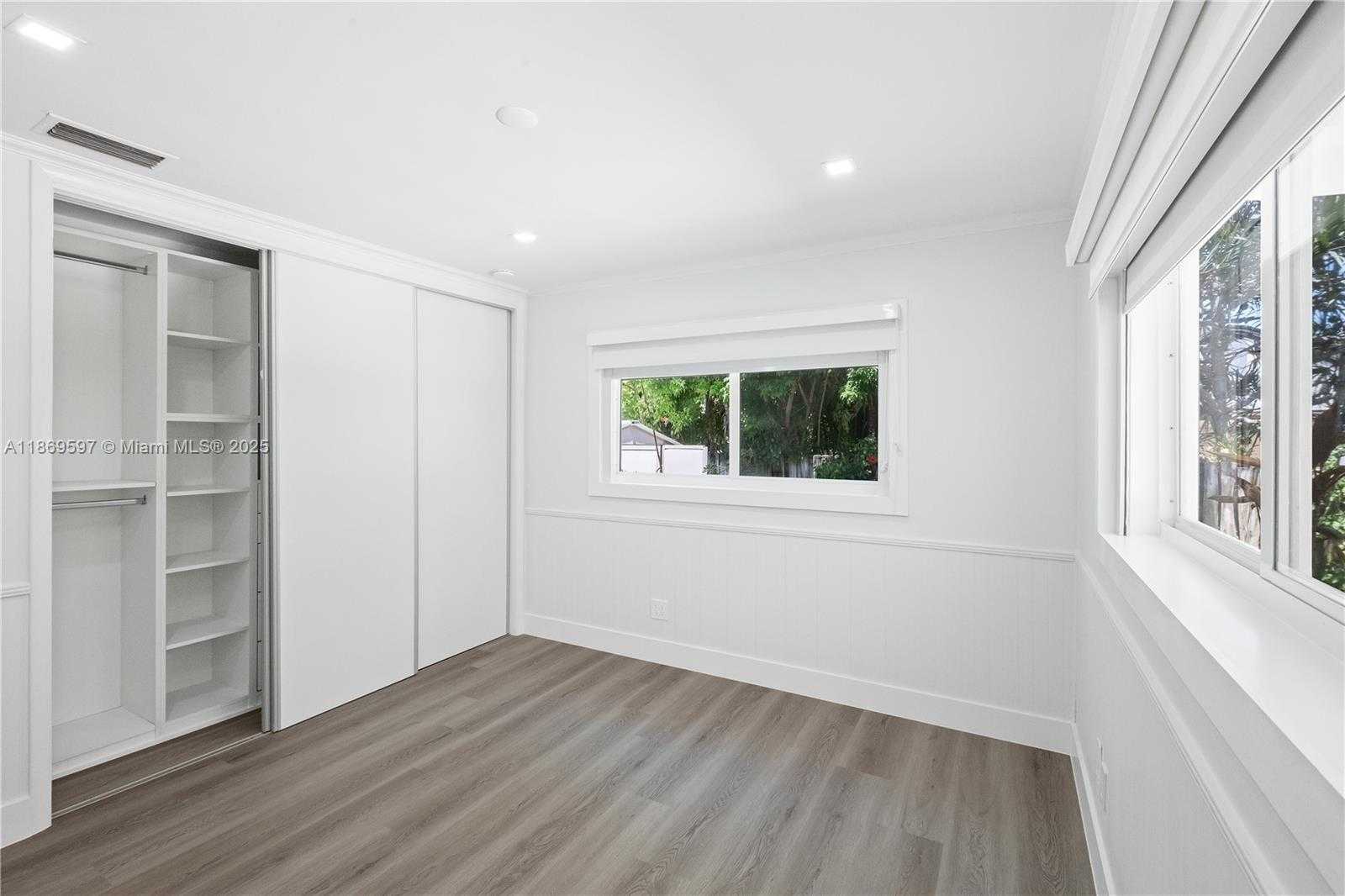 Small Image of 7550 SOUTH WEST 127TH ST, Pinecrest Number 56