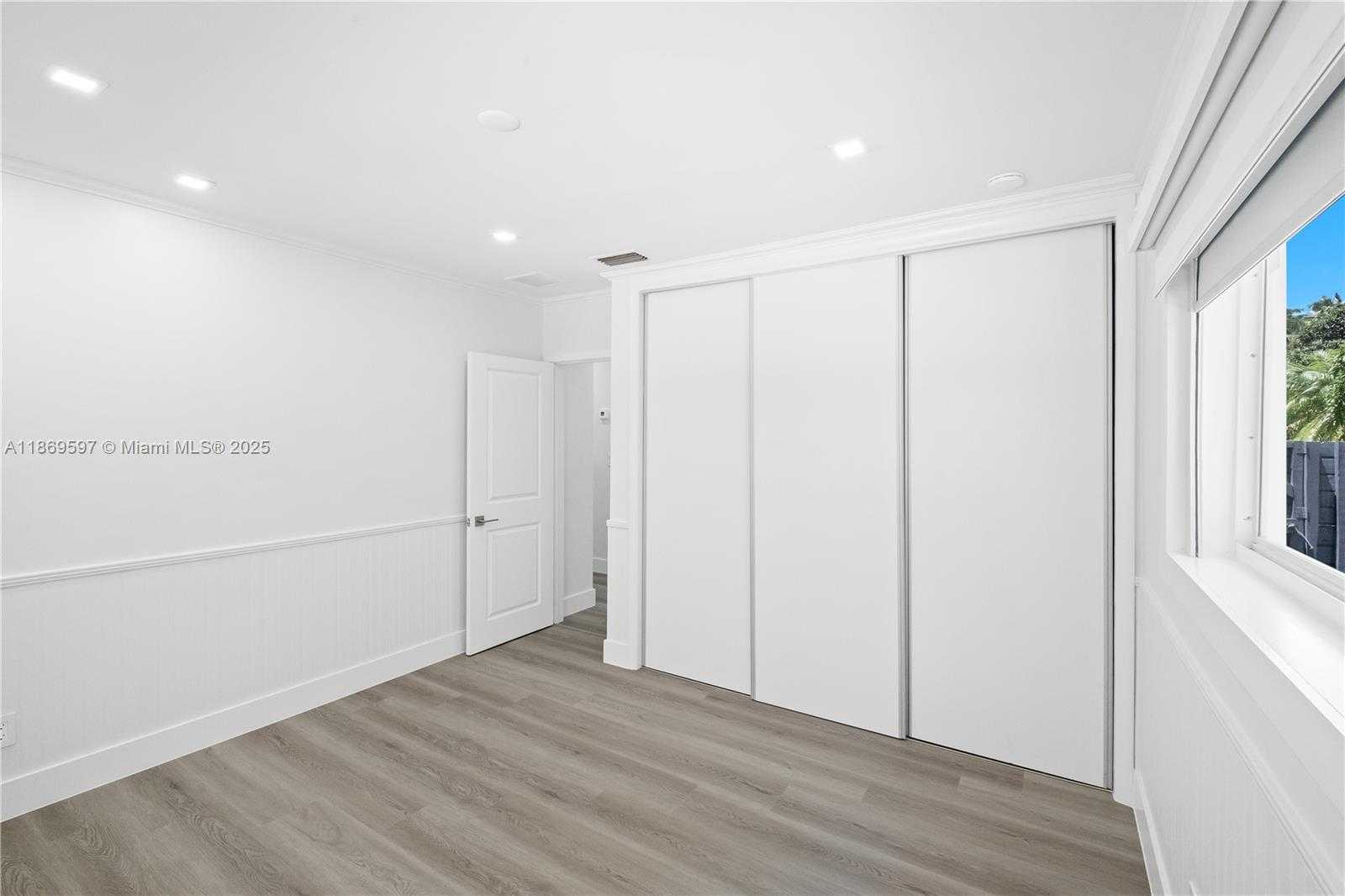 Small Image of 7550 SOUTH WEST 127TH ST, Pinecrest Number 57
