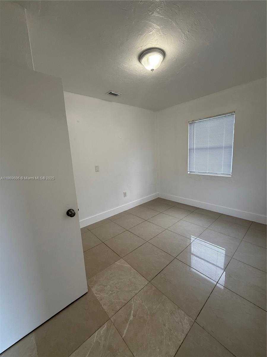 Small Image of 235 NORTH WEST 53RD ST, Miami Number 17