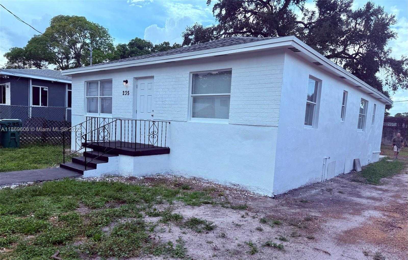 Small Image of 235 NORTH WEST 53RD ST, Miami Number 2