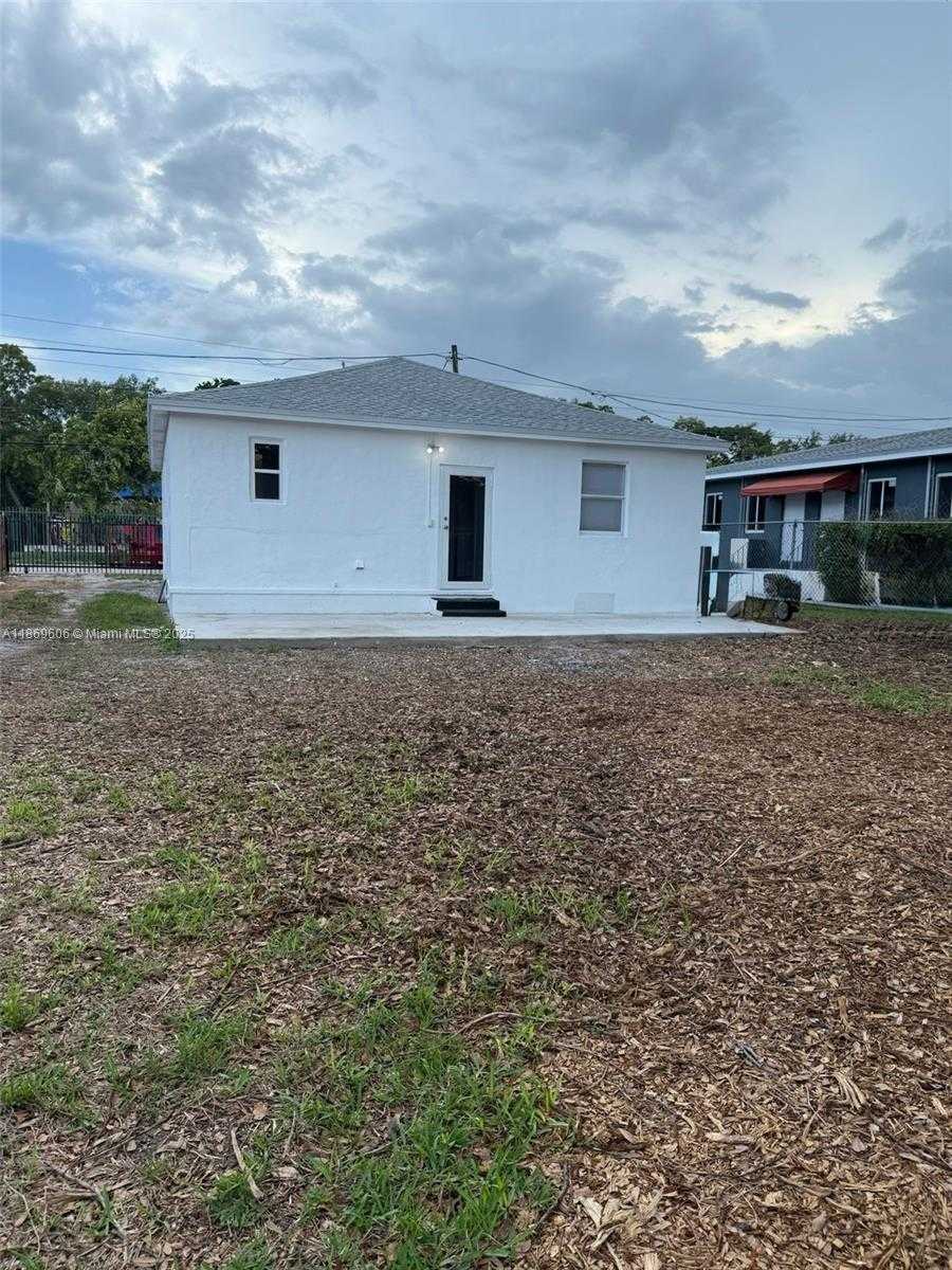 Small Image of 235 NORTH WEST 53RD ST, Miami Number 20