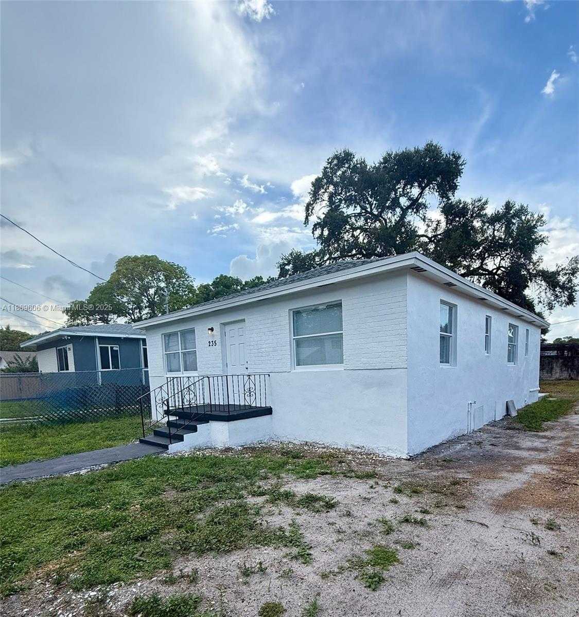 Small Image of 235 NORTH WEST 53RD ST, Miami Number 3