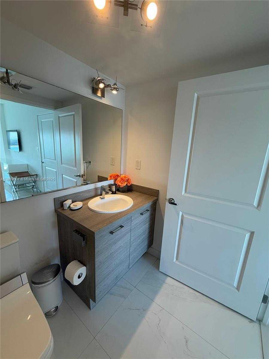 Small Image of 400 SUNNY ISLES BLVD #1021, Sunny Isles Beach Number 13