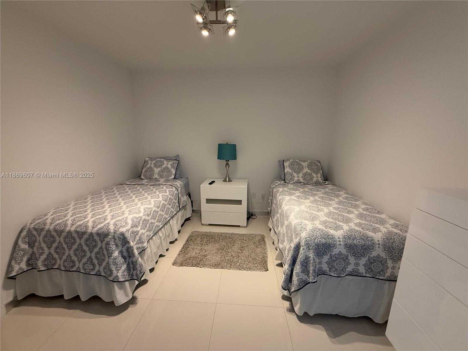 Small Image of 400 SUNNY ISLES BLVD #1021, Sunny Isles Beach Number 15