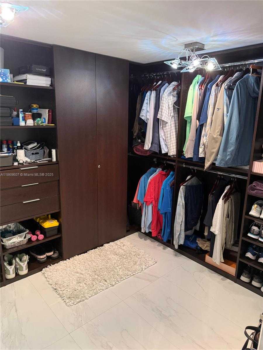Small Image of 400 SUNNY ISLES BLVD #1021, Sunny Isles Beach Number 20