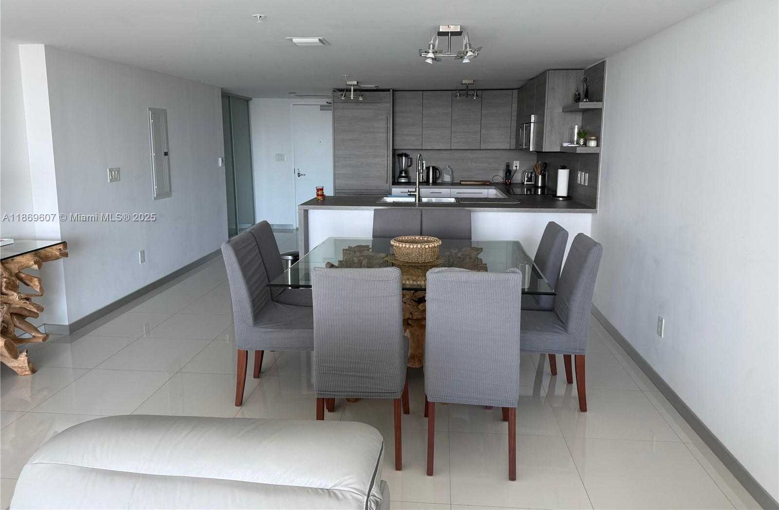 Small Image of 400 SUNNY ISLES BLVD #1021, Sunny Isles Beach Number 4