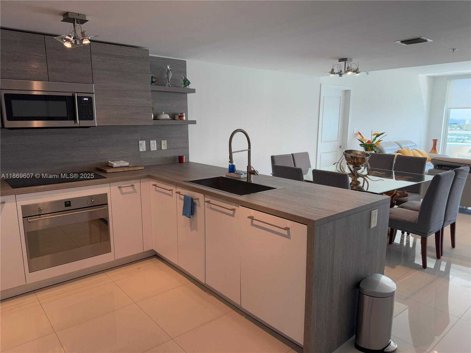 Small Image of 400 SUNNY ISLES BLVD #1021, Sunny Isles Beach Number 6