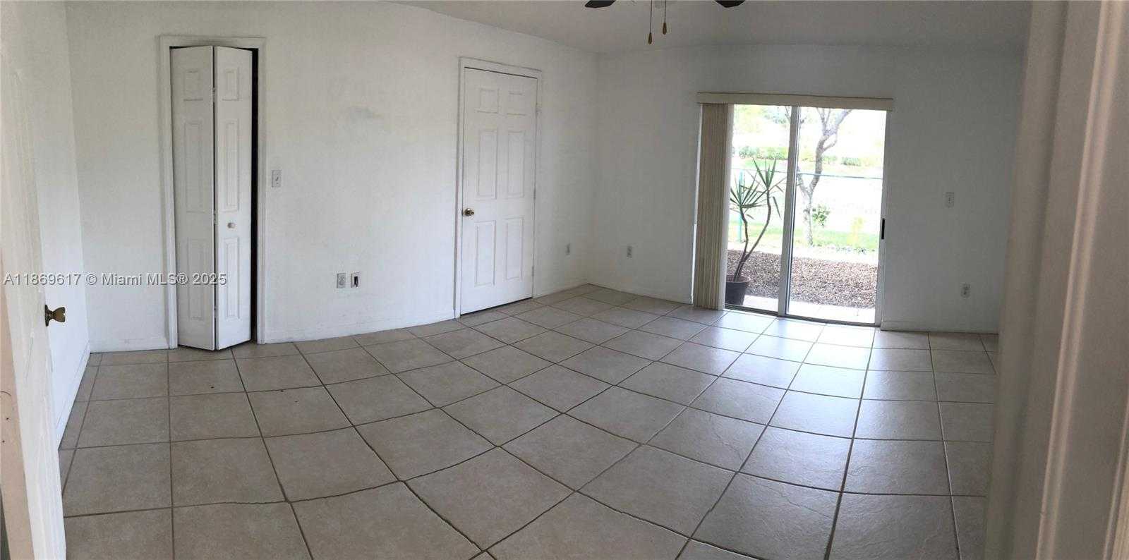 Small Image of 5795 NORTH WEST 109TH AVE #4, Doral Number 6