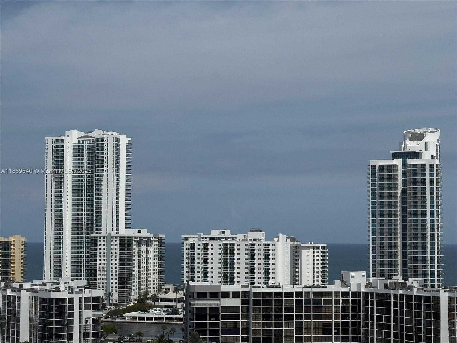 Small Image of 2500 PARKVIEW DR #1909, Hallandale Beach Number 32