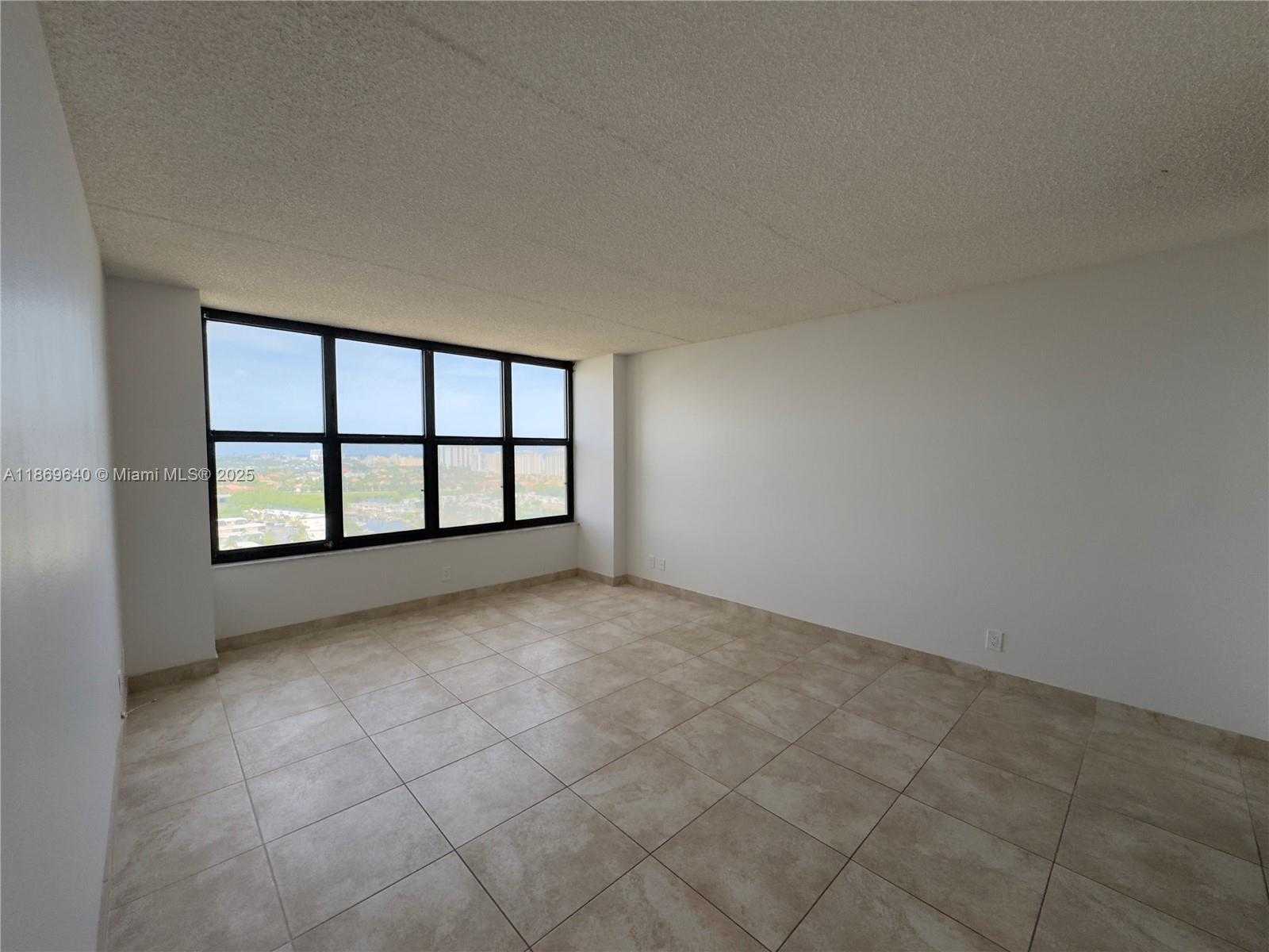 Small Image of 2500 PARKVIEW DR #1909, Hallandale Beach Number 8