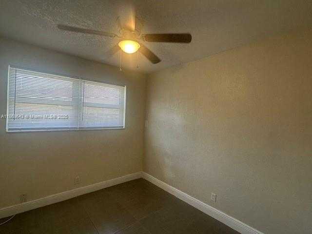 Small Image of 801 NORTH EAST 50TH CT, Deerfield Beach Number 9