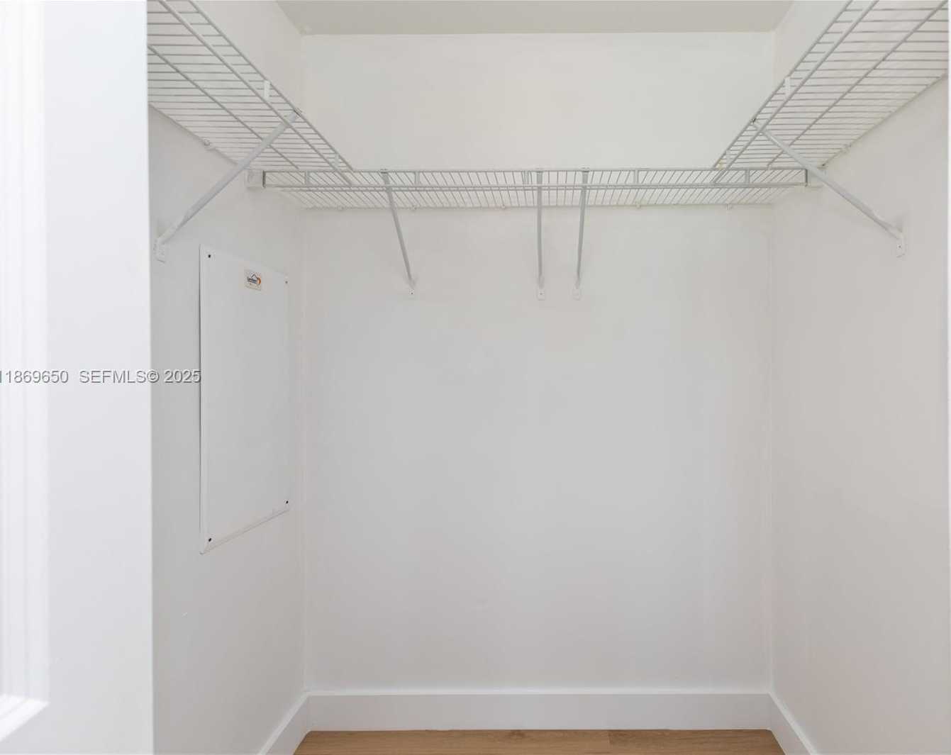 Small Image of 7900 HARBOR ISLAND DR #712, North Bay Village Number 25