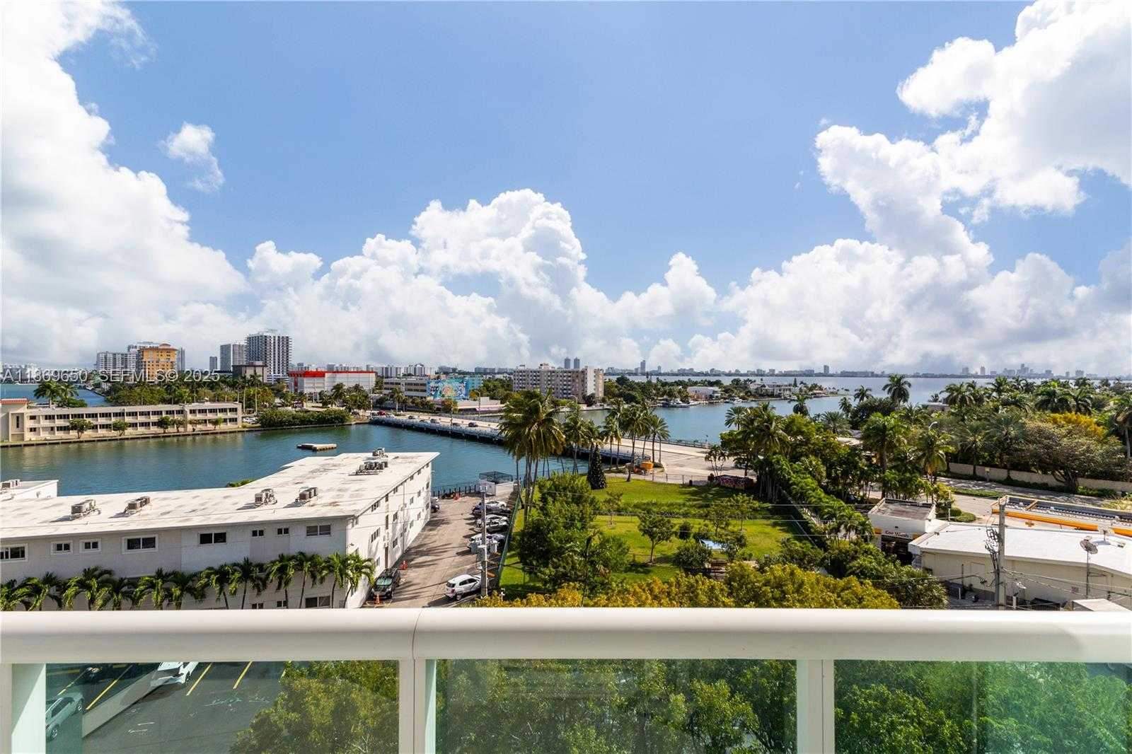 Small Image of 7900 HARBOR ISLAND DR #712, North Bay Village Number 31