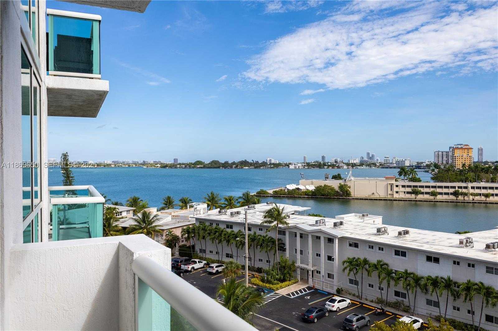 Small Image of 7900 HARBOR ISLAND DR #712, North Bay Village Number 49