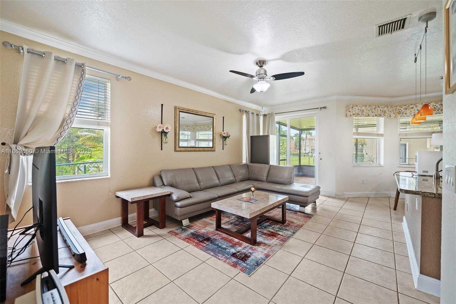 Small Image of 15376 NORTH WEST 14TH MNR, Pembroke Pines Number 13