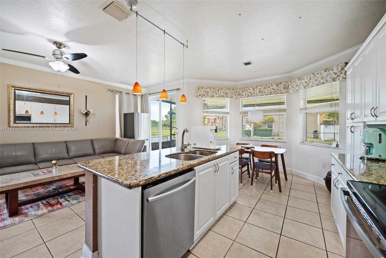 Small Image of 15376 NORTH WEST 14TH MNR, Pembroke Pines Number 15