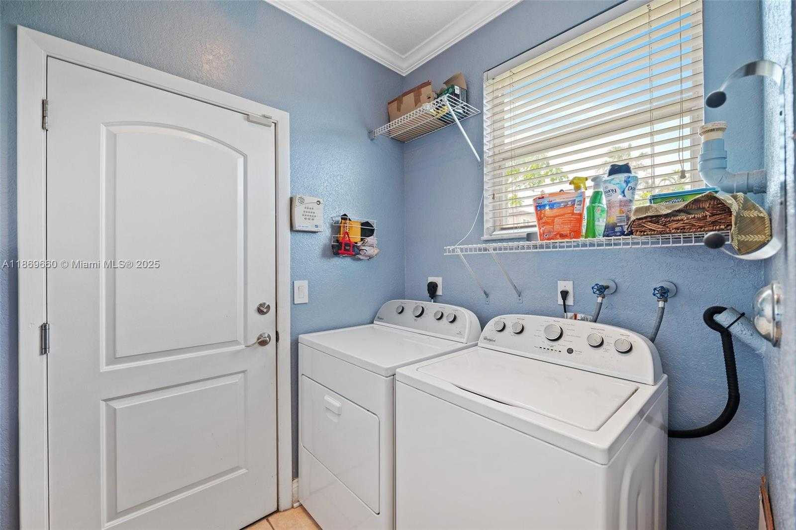 Small Image of 15376 NORTH WEST 14TH MNR, Pembroke Pines Number 32