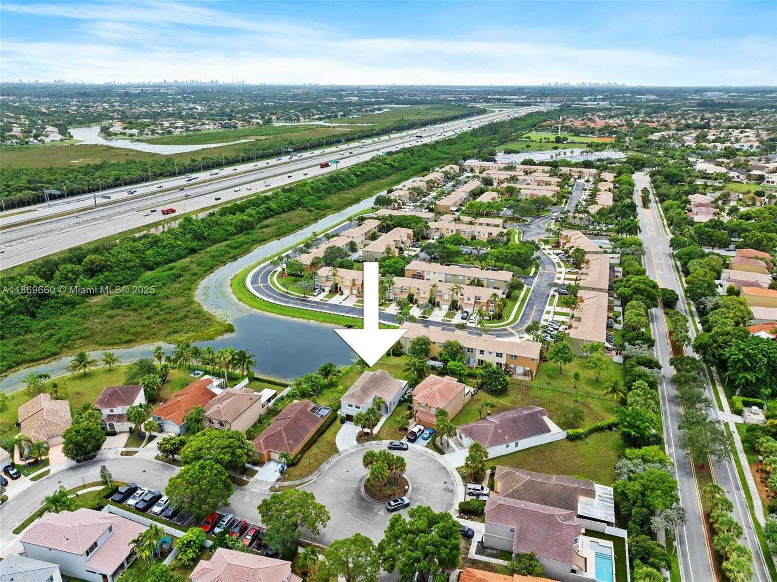 Small Image of 15376 NORTH WEST 14TH MNR, Pembroke Pines Number 45