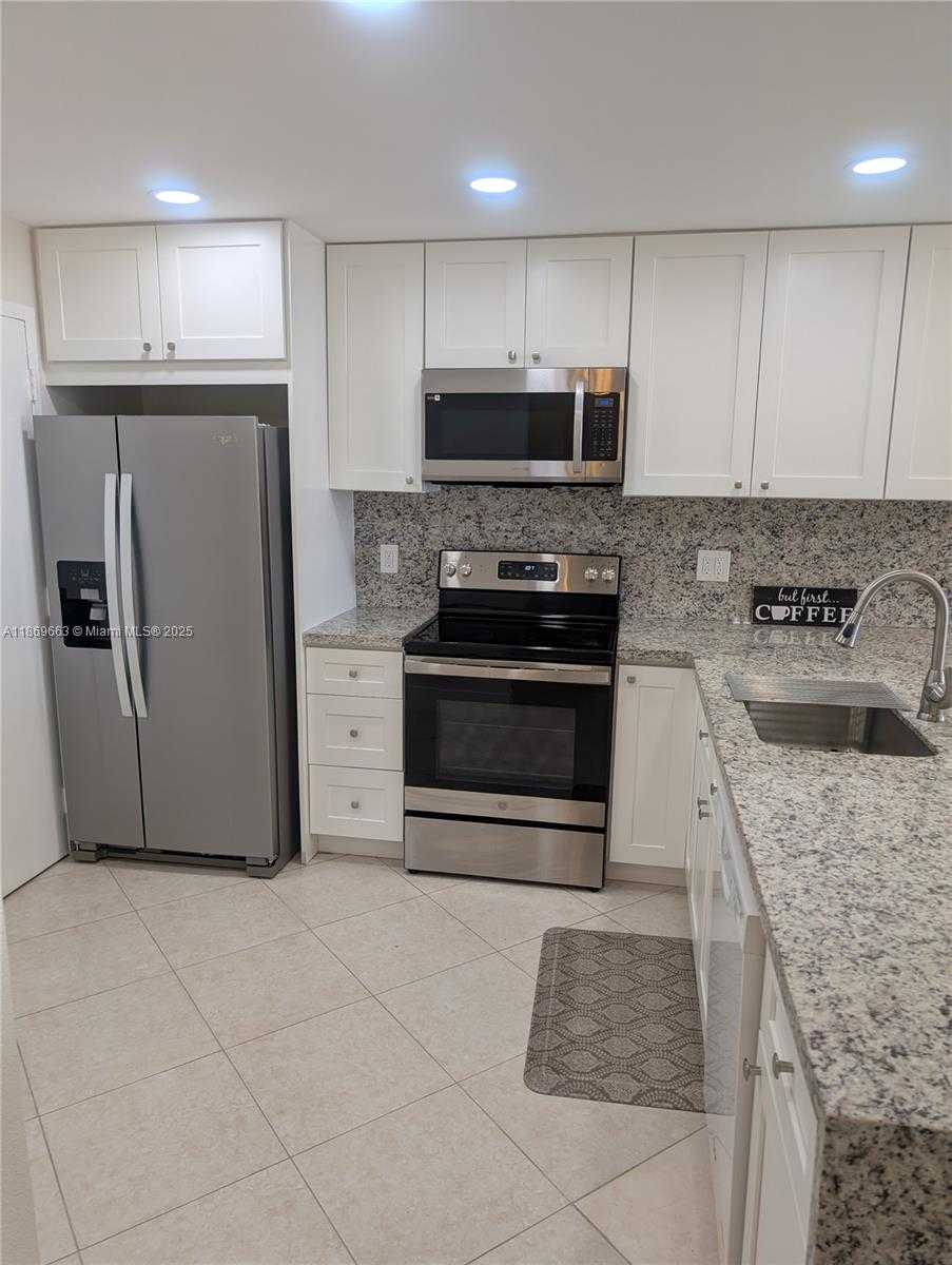 Small Image of 1830 DIXIEANNA ST #602, Hollywood Number 10