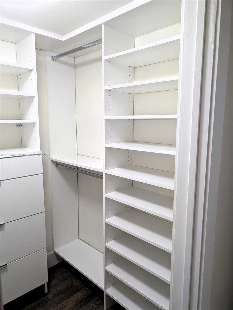 Small Image of 1830 DIXIEANNA ST #602, Hollywood Number 20