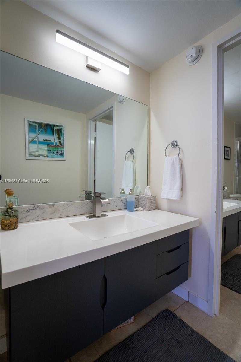 Small Image of 500 THREE ISLANDS BLVD #1008, Hallandale Beach Number 17