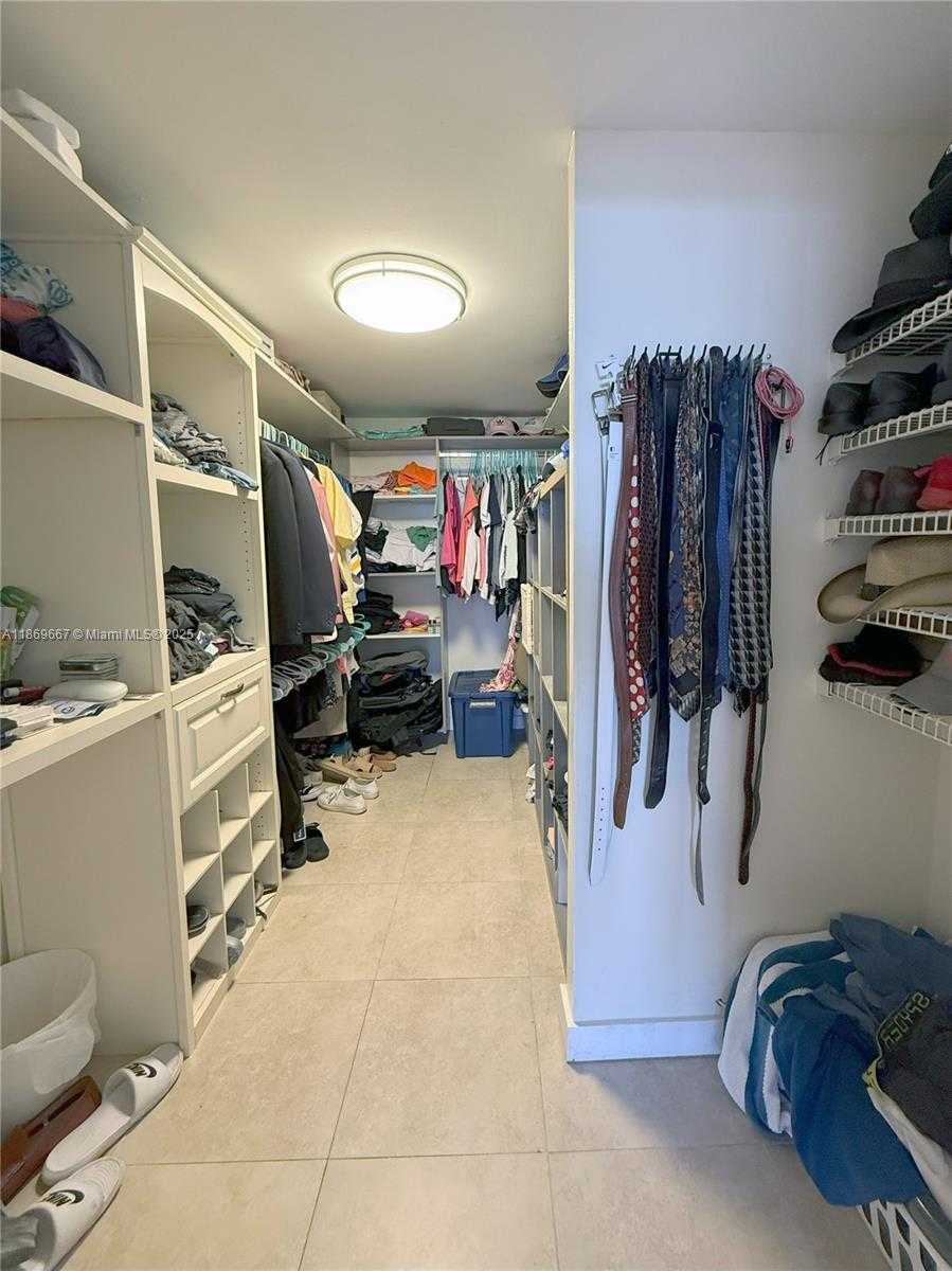 Small Image of 500 THREE ISLANDS BLVD #1008, Hallandale Beach Number 20