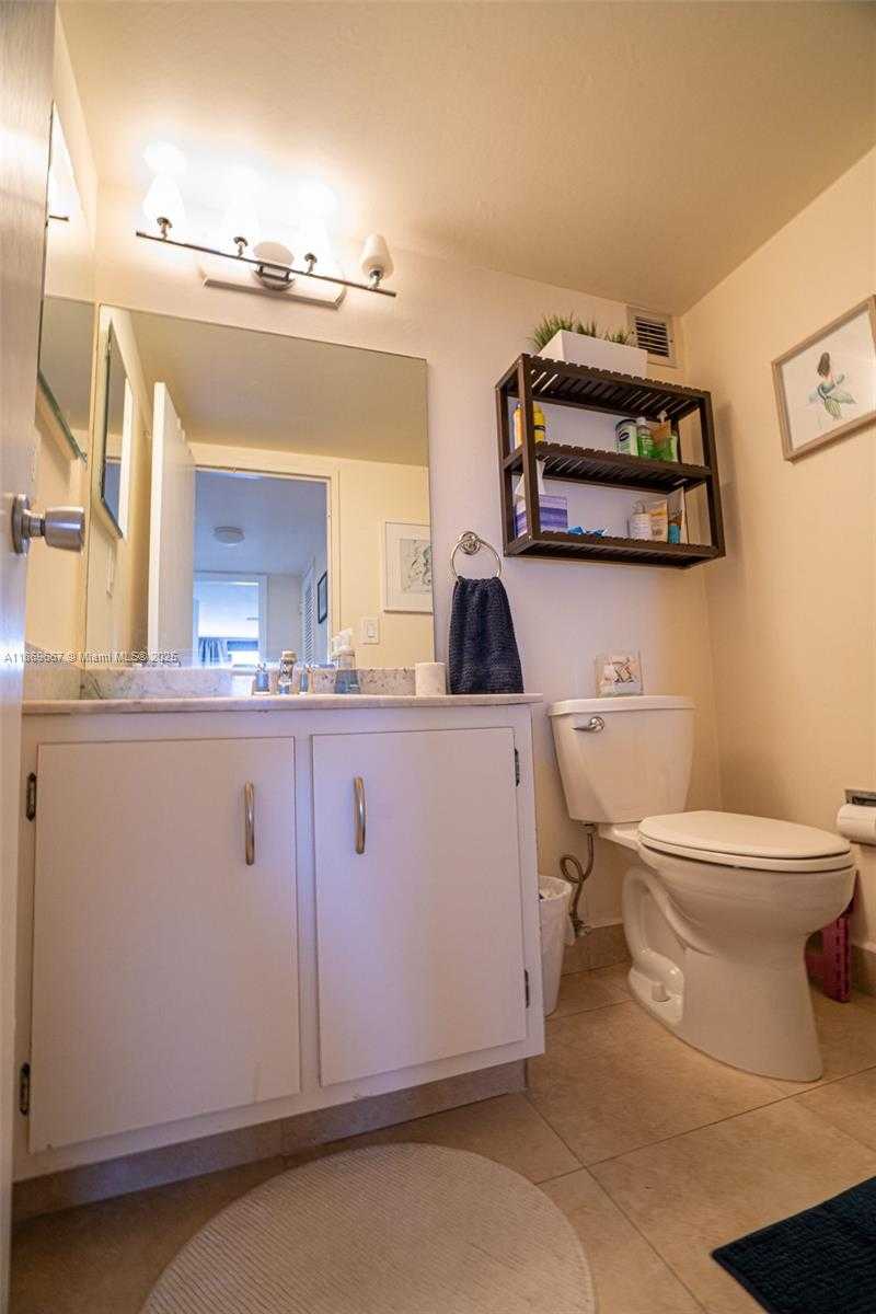 Small Image of 500 THREE ISLANDS BLVD #1008, Hallandale Beach Number 23