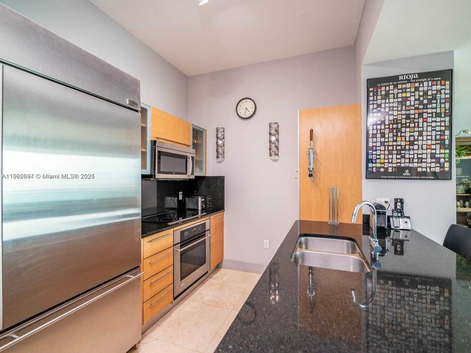 Small Image of 950 BRICKELL BAY DR #4104, Miami Number 16