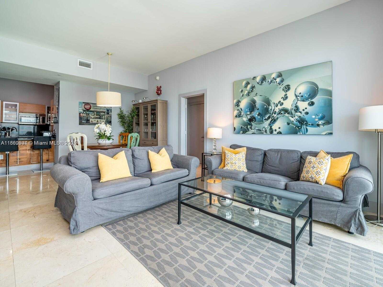 Small Image of 950 BRICKELL BAY DR #4104, Miami Number 24