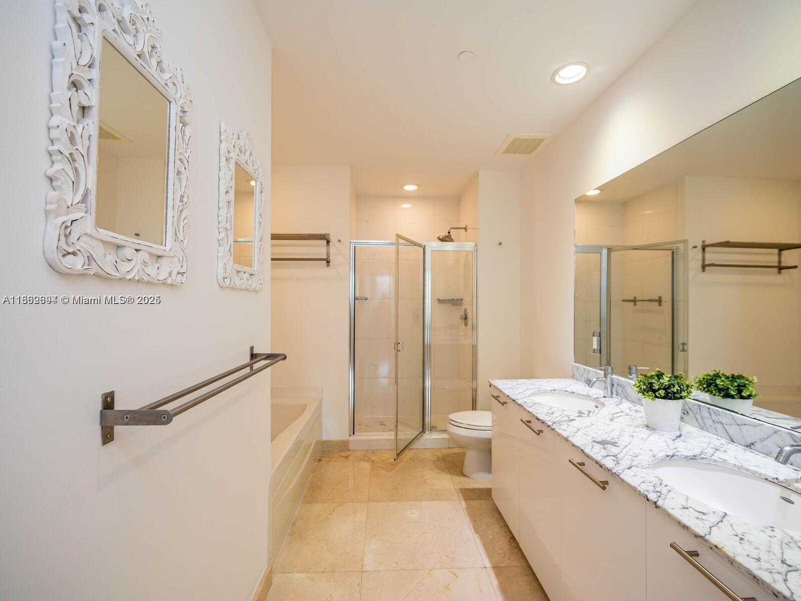 Small Image of 950 BRICKELL BAY DR #4104, Miami Number 39