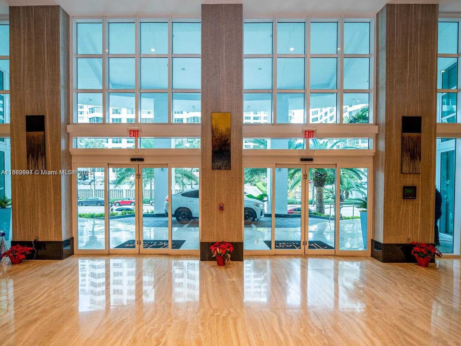 Small Image of 950 BRICKELL BAY DR #4104, Miami Number 6