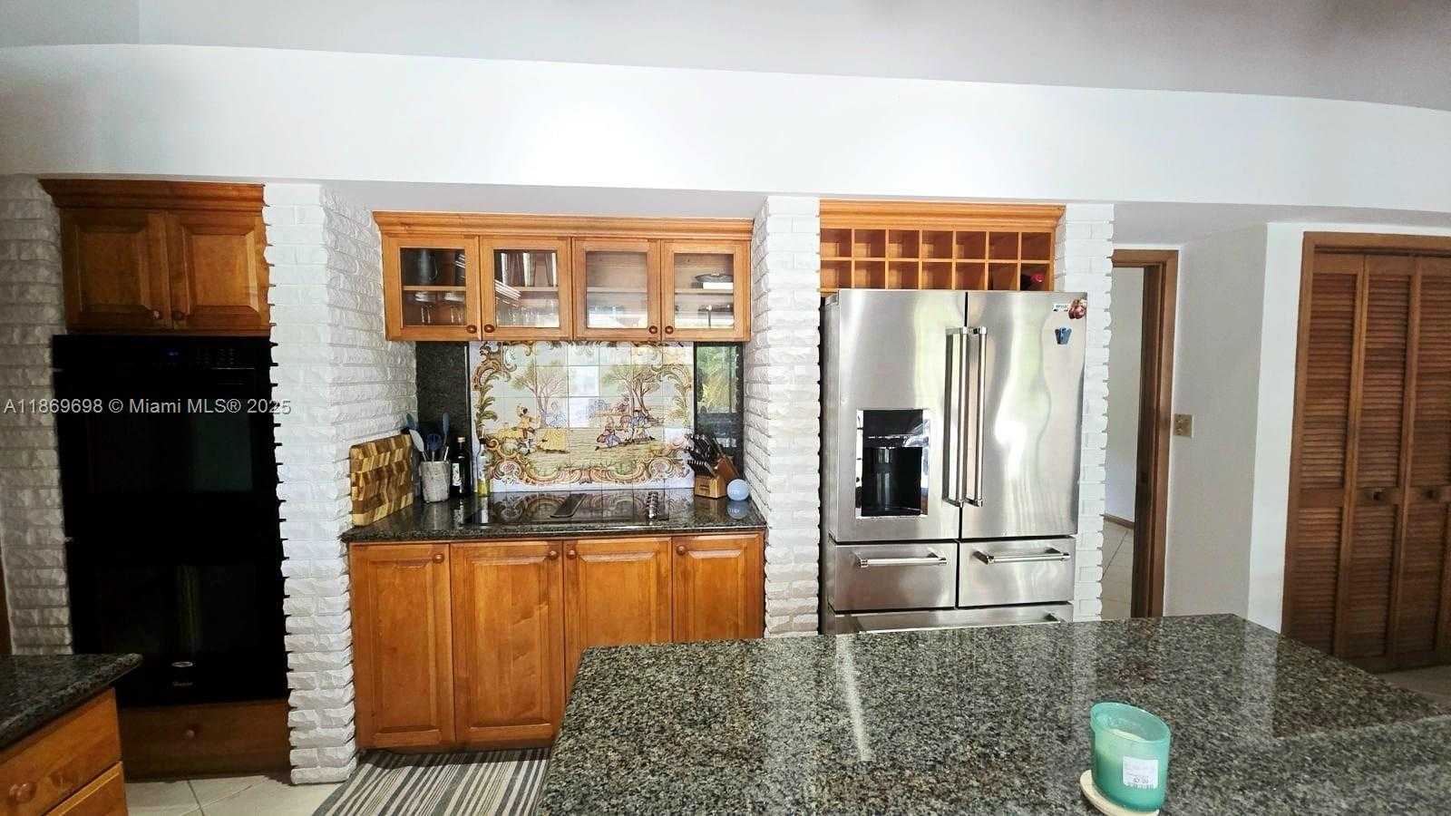 Small Image of 15305 SOUTH WEST 74TH CT, Palmetto Bay Number 15