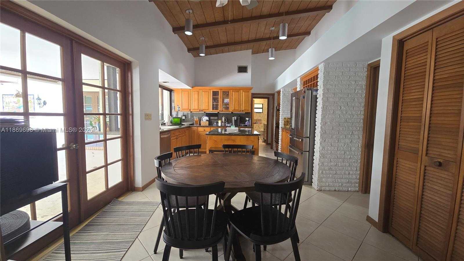 Small Image of 15305 SOUTH WEST 74TH CT, Palmetto Bay Number 16