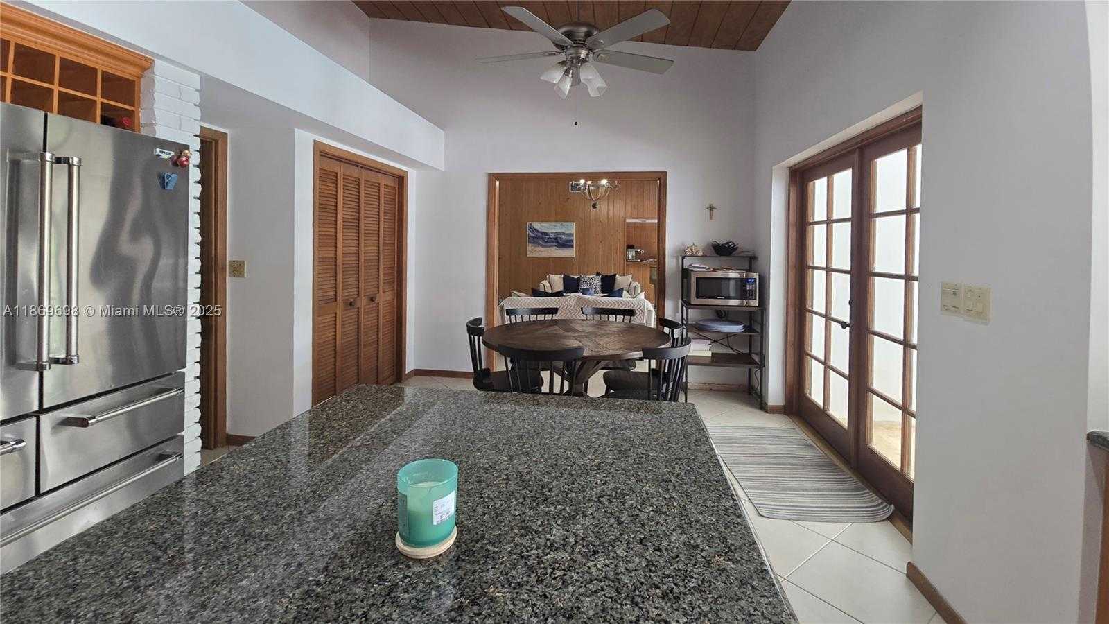 Small Image of 15305 SOUTH WEST 74TH CT, Palmetto Bay Number 17