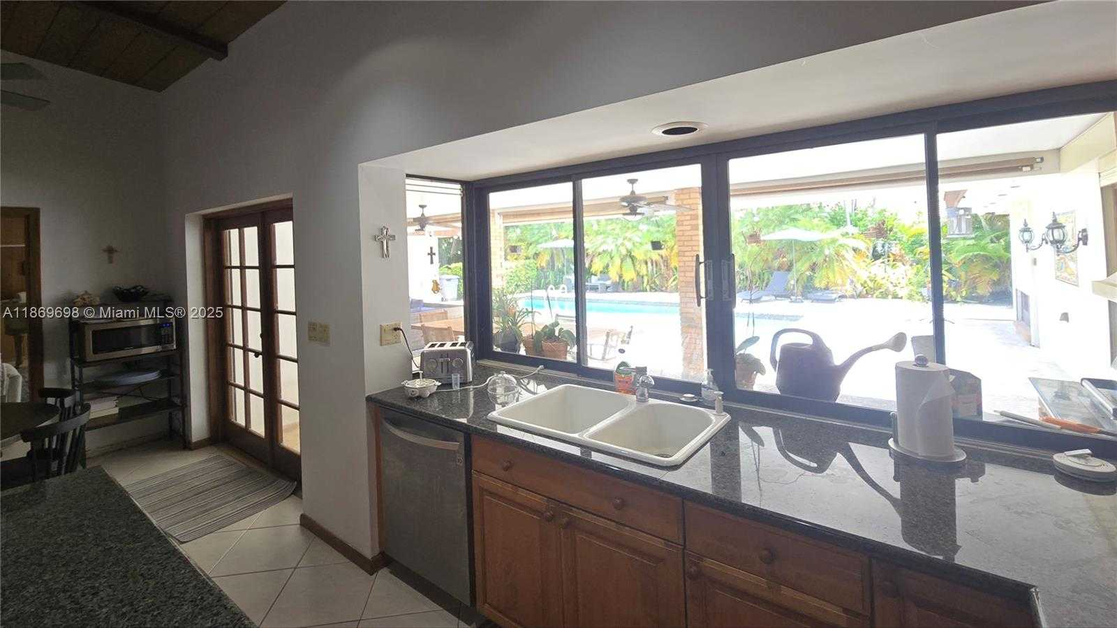 Small Image of 15305 SOUTH WEST 74TH CT, Palmetto Bay Number 18