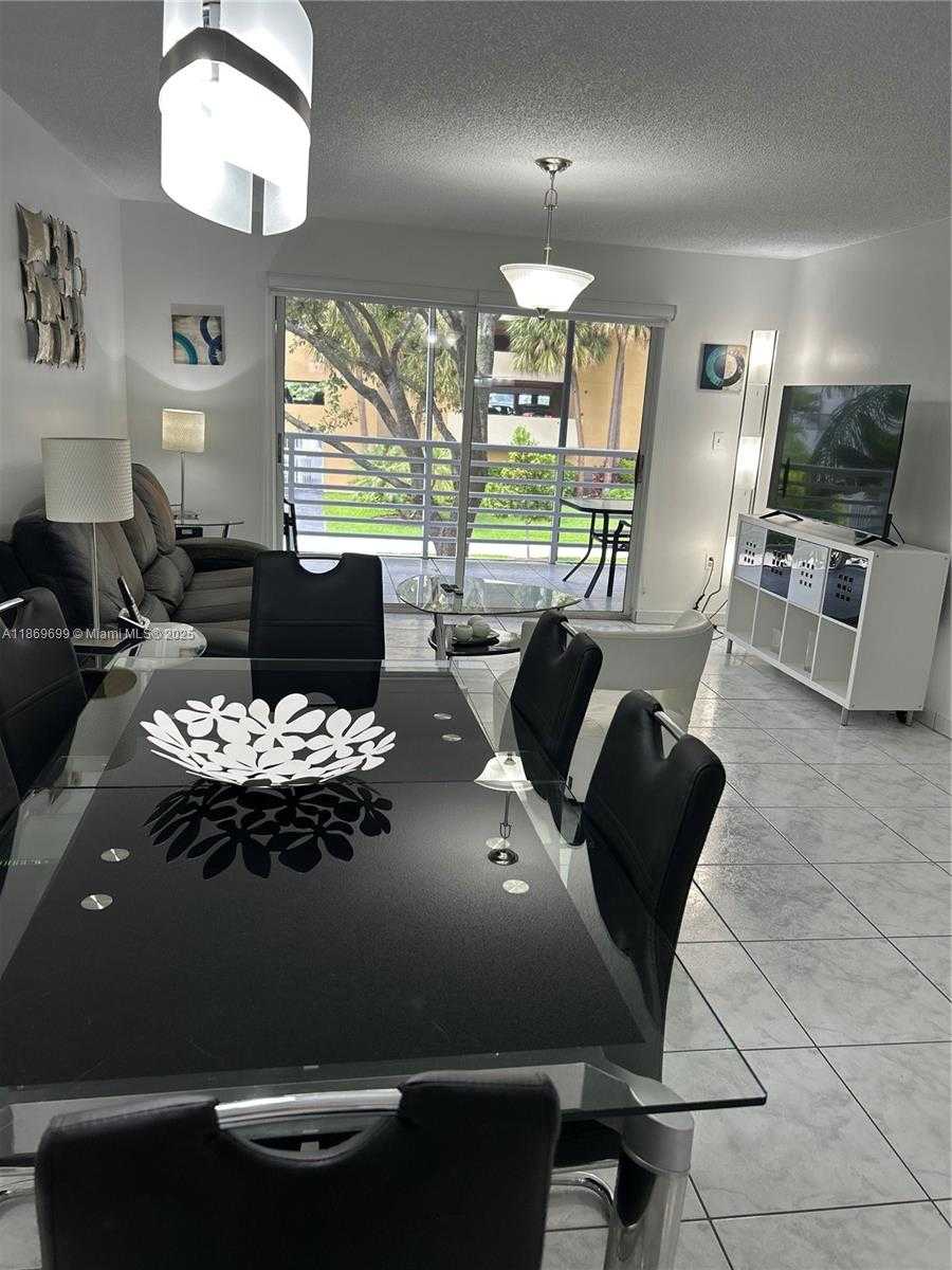 Small Image of 17801 NORTH BAY RD #203, Sunny Isles Beach Number 12