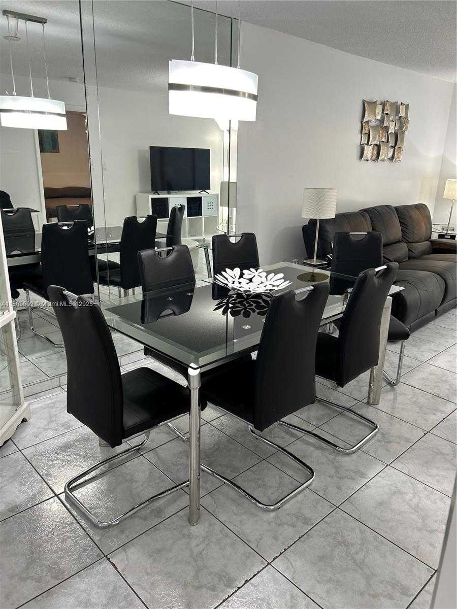 Small Image of 17801 NORTH BAY RD #203, Sunny Isles Beach Number 3