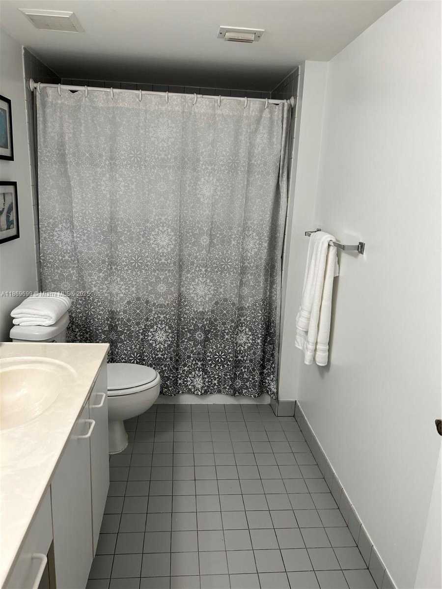 Small Image of 17801 NORTH BAY RD #203, Sunny Isles Beach Number 32