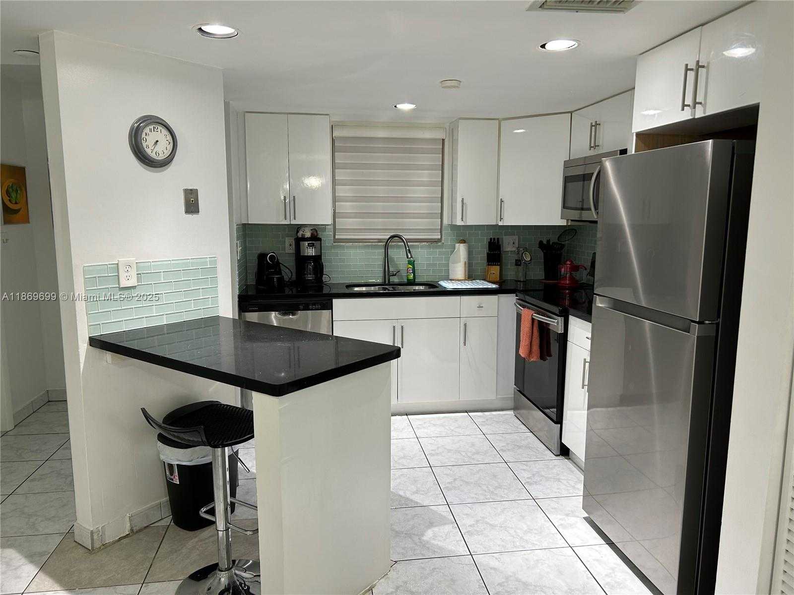 Small Image of 17801 NORTH BAY RD #203, Sunny Isles Beach Number 39