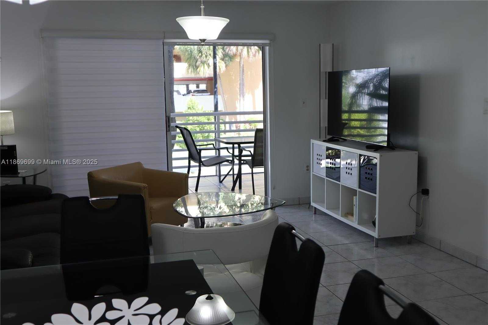 Small Image of 17801 NORTH BAY RD #203, Sunny Isles Beach Number 6