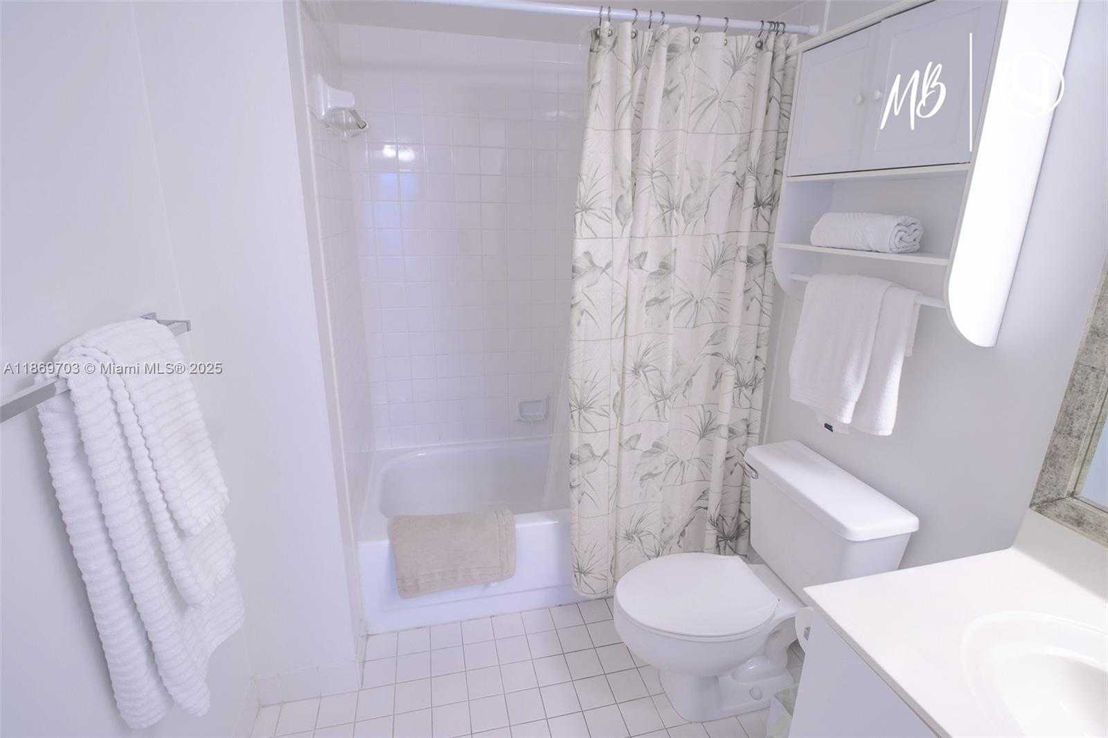 Small Image of 17801 NORTH BAY RD #410, Sunny Isles Beach Number 3