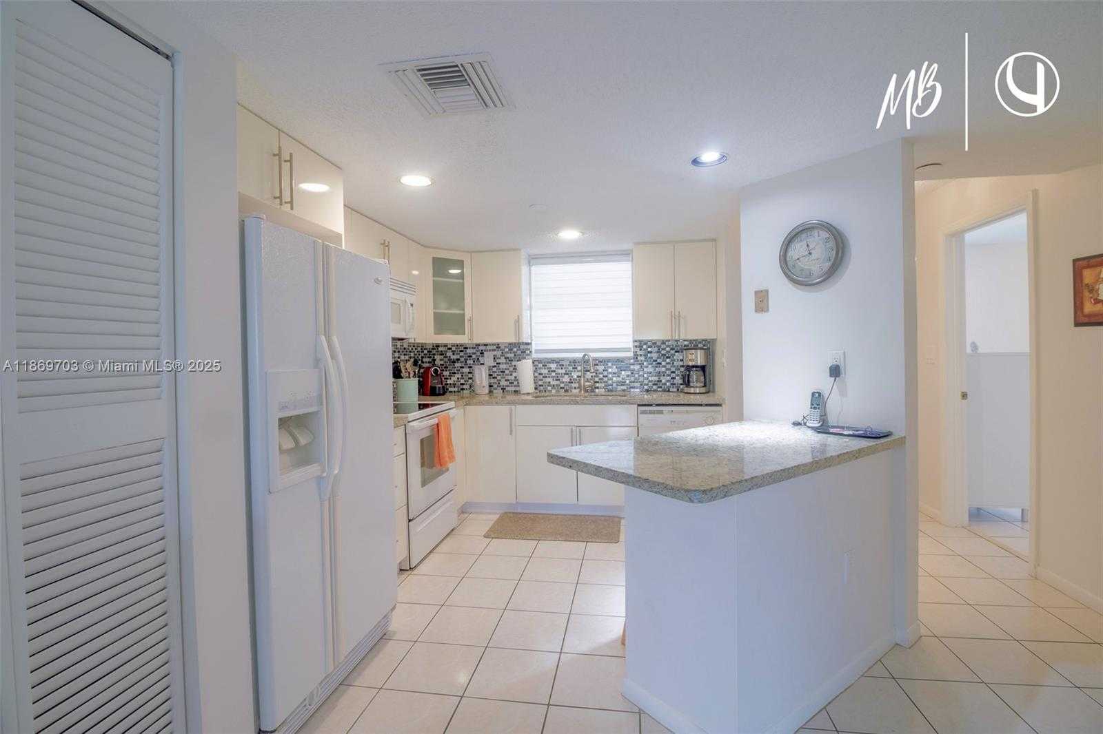Small Image of 17801 NORTH BAY RD #410, Sunny Isles Beach Number 9