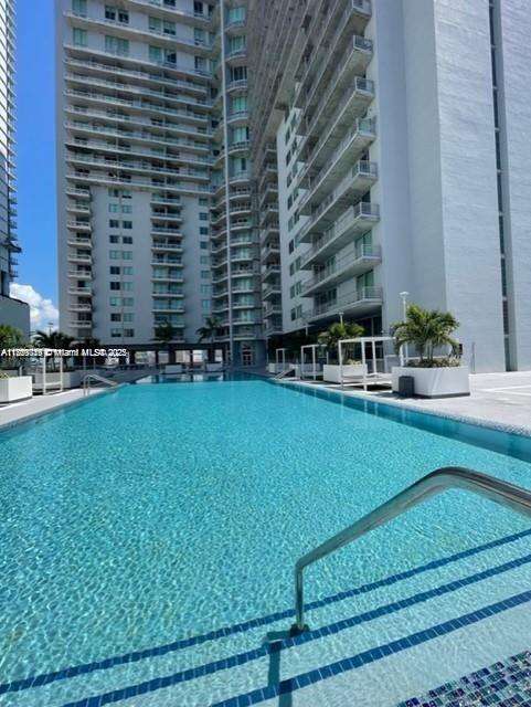Small Image of 690 SOUTH WEST 1ST CT #1713, Miami Number 22