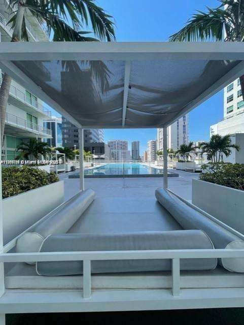 Small Image of 690 SOUTH WEST 1ST CT #1713, Miami Number 23